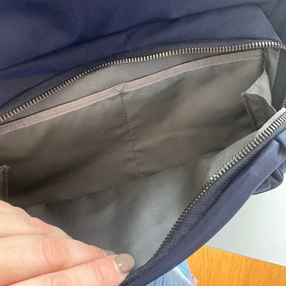 Tumi Voyageur Backpack Women Medium Navy Blue Nylon Gold‎ Hardware Laptop Bag
